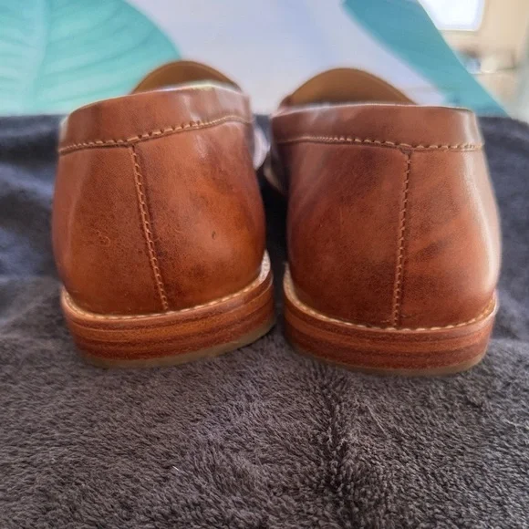 L.L. Bean Women's Tan Leather Loafers - Picture 2 of 4